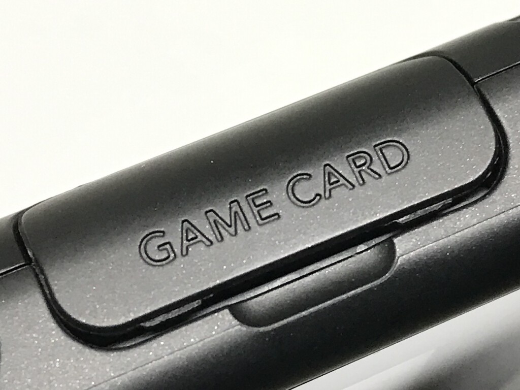 故障していたゲームカードスロット。爪の部分が削れている？